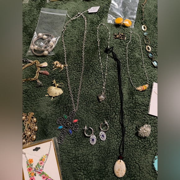 Jewelry lot (many vintage pieces) - Picture 5 of 9